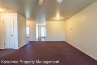 2215 W Wellington St photo'