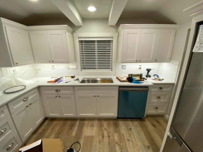 21255 Willamette Dr in West Linn, OR - Building Photo