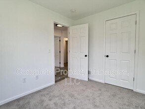 247 E Fremont St in Owatonna, MN - Building Photo - Building Photo