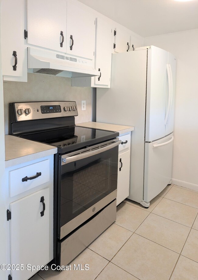 121 San Juan Cir in Melbourne, FL - Building Photo - Building Photo