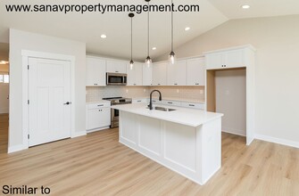 3201 NE 4th Ln in Ankeny, IA - Building Photo - Building Photo