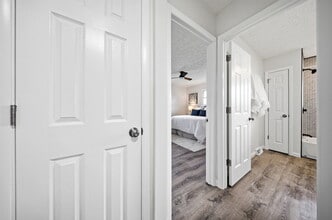 103 Valleyview Dr in Circleville, OH - Building Photo - Building Photo