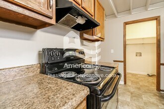 141 Windmill Orchard Rd in Columbia, SC - Foto de edificio - Building Photo