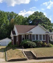 1713 W Church St in Champaign, IL - Building Photo