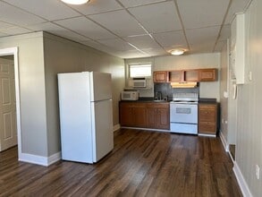 217 Walnut St in Newport, PA - Building Photo - Building Photo