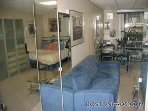 62 Boylston St in Boston, MA - Building Photo - Building Photo