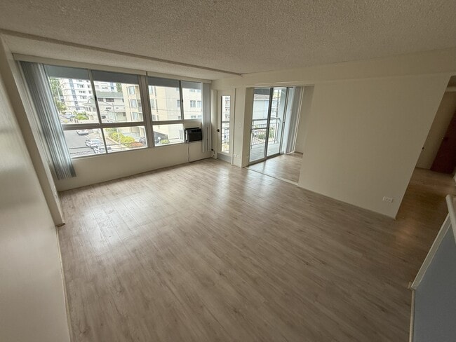 property at 1621 Dole St