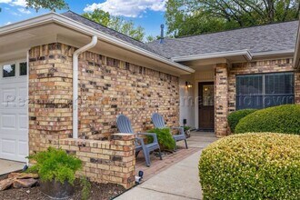 5104 Andalusia Trail in Arlington, TX - Building Photo - Building Photo