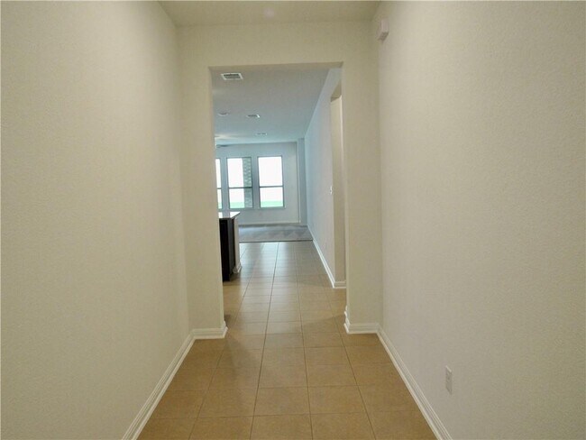 1401 Brescia Walk in Leander, TX - Building Photo - Building Photo