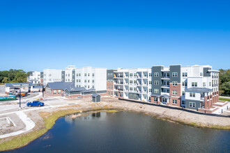 The Savoy in Winter Springs, FL - Building Photo - Building Photo