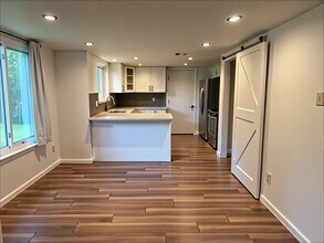 7002 Crystalbrook Dr in Austin, TX - Building Photo - Building Photo