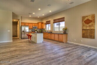 25609 N Singbush Loop in Phoenix, AZ - Building Photo - Building Photo
