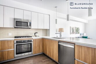 1725 S Bascom Ave, Unit FL2-ID469 in Campbell, CA - Building Photo - Building Photo