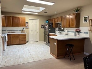 3310 Wedgwood St in Midland, TX - Foto de edificio - Building Photo