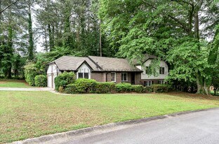 1532 Olivet Ct in Riverdale, GA - Building Photo