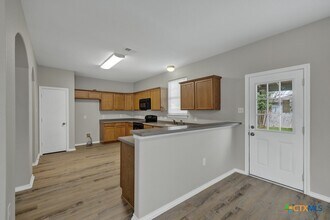 3429 Rob Roy St in Seguin, TX - Building Photo - Building Photo