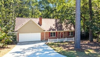 760 Sugar Hill Ln SE in Conyers, GA - Building Photo