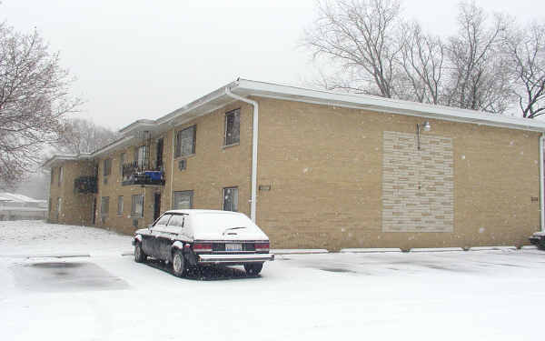 501-513 Chicago Rd in Thornton, IL - Building Photo