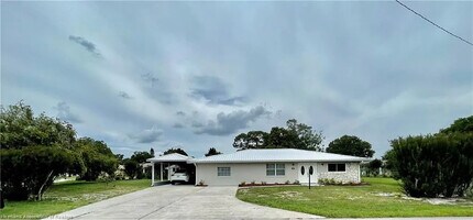 1409 Palm Way in Sebring, FL - Building Photo - Building Photo