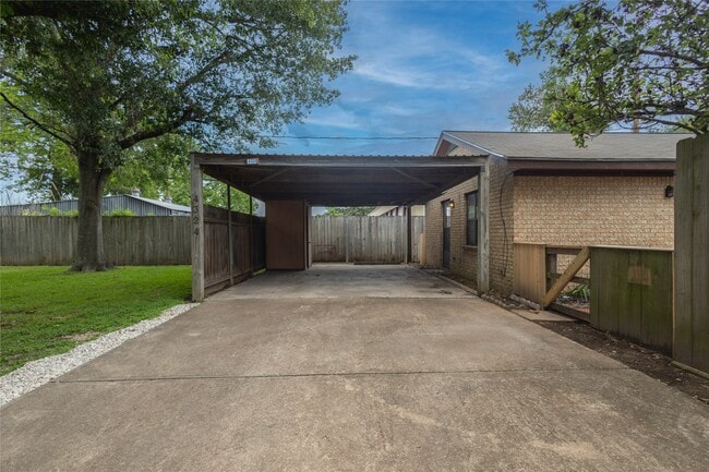 4324 Spring Valley Rd in Houston, TX - Building Photo - Building Photo