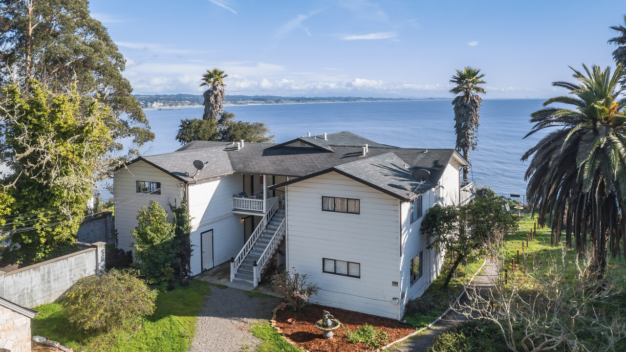 723 El Salto Dr in Capitola, CA - Building Photo