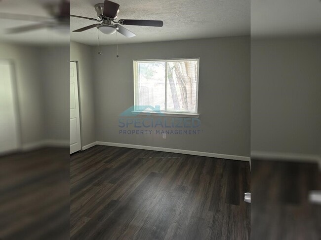 2810 Pinewood Dr in League City, TX - Building Photo - Building Photo