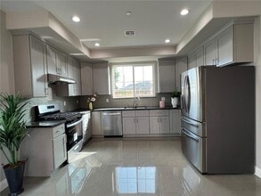 3858 Delta St in Rosemead, CA - Foto de edificio - Building Photo