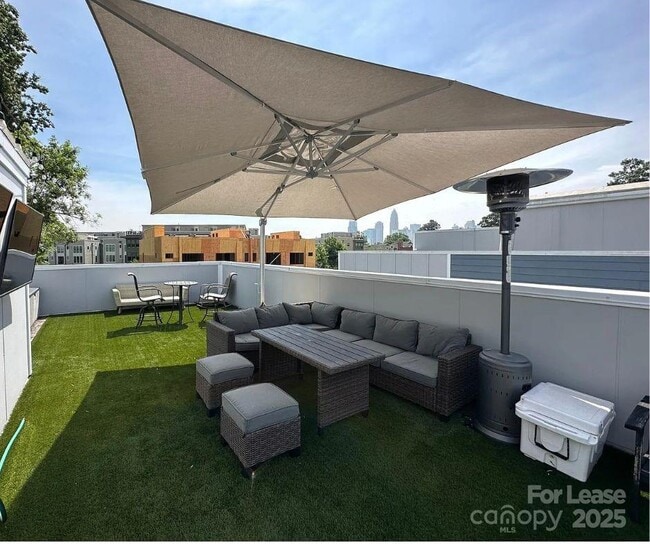 property at 208 Walnut Ave