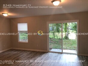 8349 Homeport Ct in Jacksonville, FL - Building Photo - Building Photo