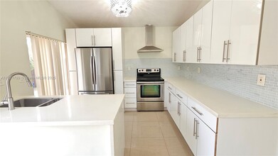 14315 SW 177th Terrace in Miami, FL - Building Photo - Building Photo