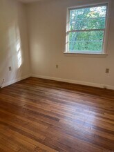 103 Pequotsepos Rd in Stonington, CT - Building Photo - Building Photo