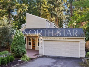 15370 Quarry Rd in Lake Oswego, OR - Building Photo - Building Photo