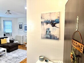 21 Westbourne Terrace in Brookline, MA - Foto de edificio - Building Photo