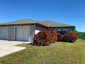 215 Cultural Park Blvd in Cape Coral, FL - Building Photo