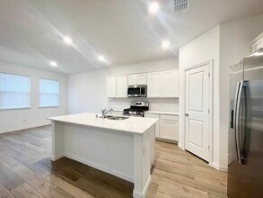 1102 Mahogany Ln in Princeton, TX - Building Photo - Building Photo