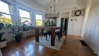 3057 Lynde St in Oakland, CA - Building Photo