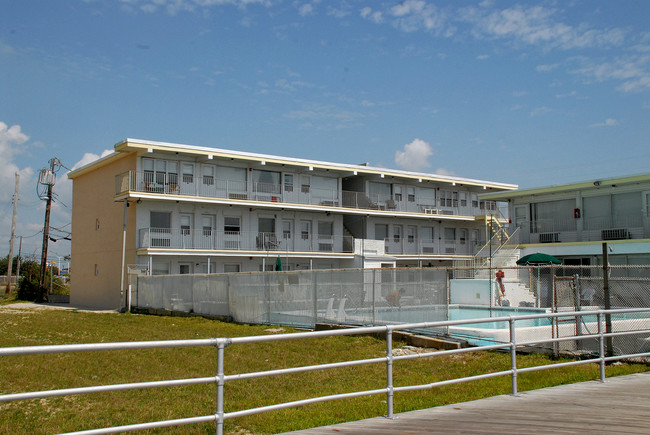 Roosevelt Beach Condos in Atlantic City, NJ - Foto de edificio - Building Photo