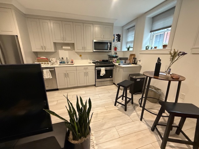 11 Ridgeway Ln, Unit RW in Boston, MA - Building Photo