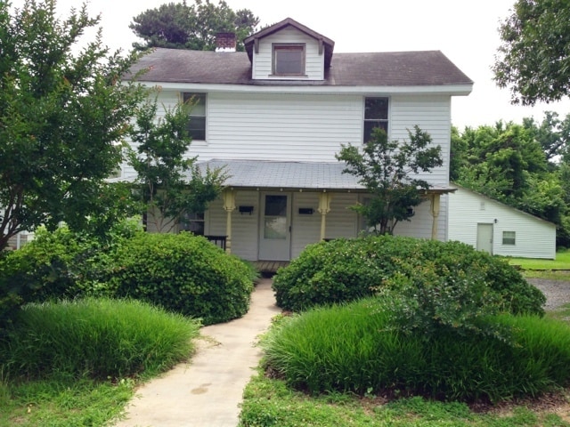 property at 1105 McCormick St