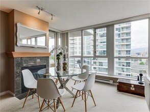 120-1120 Milross Ave in Vancouver, BC - Building Photo - Building Photo
