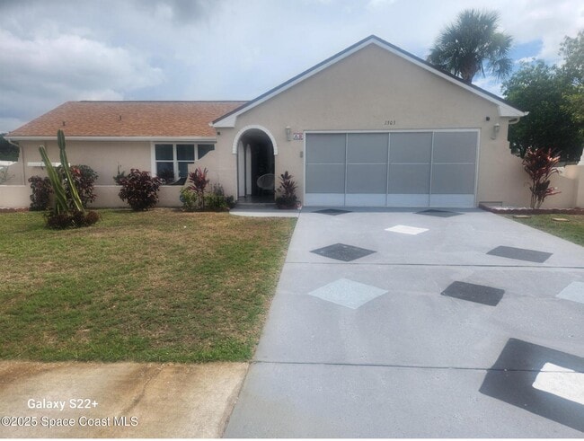 property at 1303 Cherry Hills Rd NE