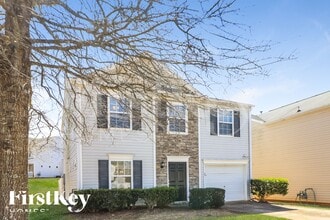 5220 Sky Ridge Way, Unit #323 in Cumming, GA - Foto de edificio - Building Photo