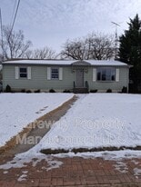 486 Mercer St in Hamilton Township, NJ - Building Photo