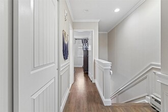 3013 Mitchell Rd in Westhampton Beach, NY - Building Photo - Building Photo