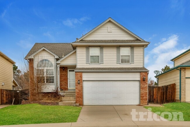 property at 5525 E 130th Dr