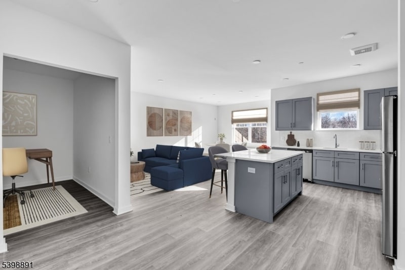 9-9u-2 Hellers Ln in Jefferson, NJ - Building Photo