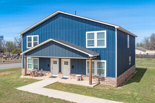 The Hill at Usao in Chickasha, OK - Building Photo
