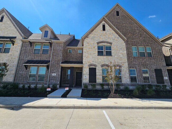 360 Greenhouse Dr