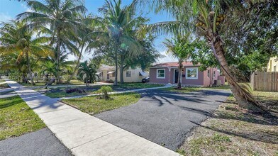 2710 Fillmore St in Hollywood, FL - Building Photo - Building Photo