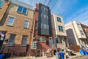 2214 N Camac St, Unit C in Philadelphia, PA - Foto de edificio - Building Photo